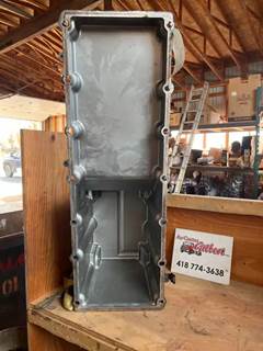 Caterpillar C13 Engine Oil Pan