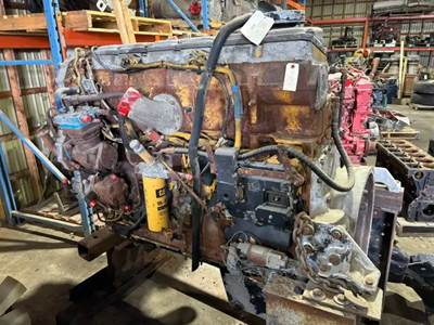 Caterpillar C15 Engine for a 2005 Western Star 4900FA