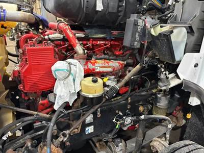 Cummins ISX15 Engine for a 2013 Kenworth T800