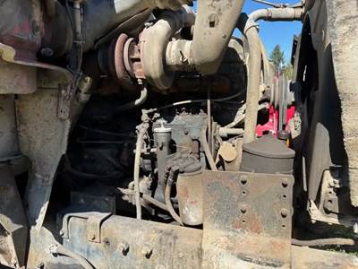 Mack EM6 Engine for a 1990 Mack DMM6906E