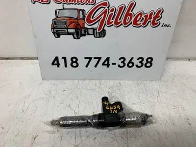 Isuzu 5.2L Fuel Injector