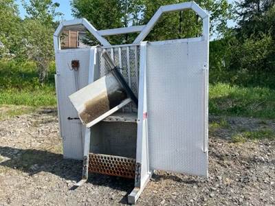 Nous Livrons Partout Au Canada Et Aux États-Unis. We Ship Anywhere In Canada &