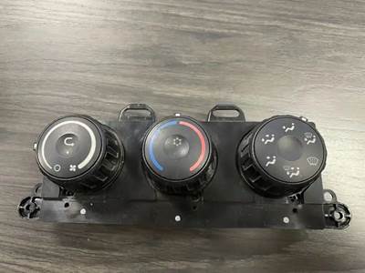 Freightliner Cascadia Heater / AC Temp Control