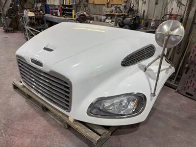 Freightliner M2 106 Hood