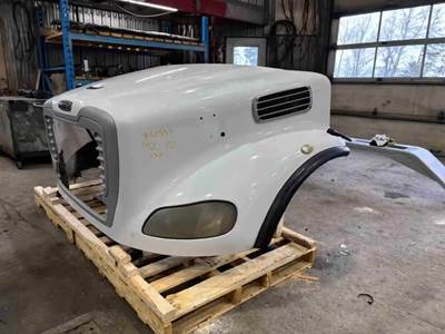 Freightliner M2 112 Hood