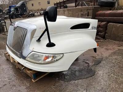 International 4400 Hood