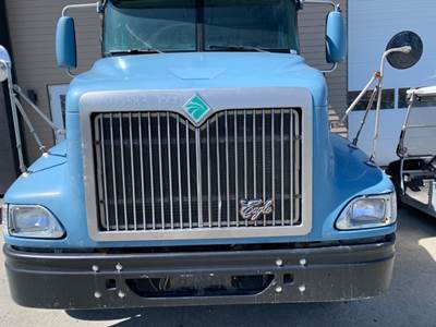 International 9200i Hood