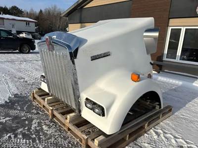 Kenworth W900L Hood