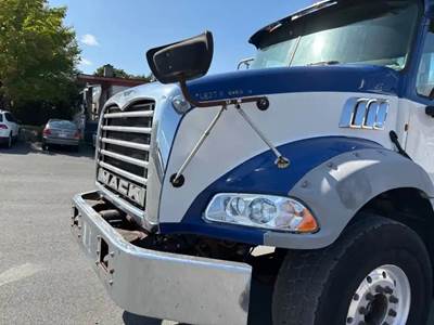 Mack Granite GU813 Hood for a 2012 Mack GU813