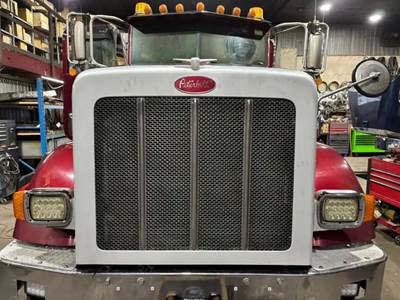 Peterbilt 367 Hood