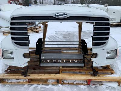 Sterling 9500 Series Hood for a 2007 Sterling LT9500