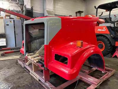 Western Star 4900FA Hood