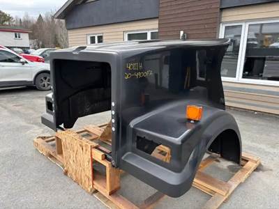 Western Star 4900FA Hood