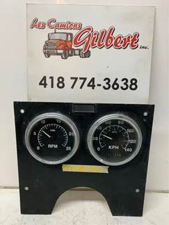 International 9200 Instrument Panel Cluster