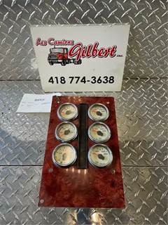 International 9400 Instrument Panel Cluster