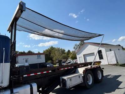 Mack Granite GU813 Roll Off Truck