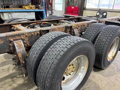 Peterbilt Air Trac Suspension for a 2007 Peterbilt 340