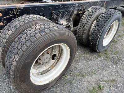 International 7600 Tire