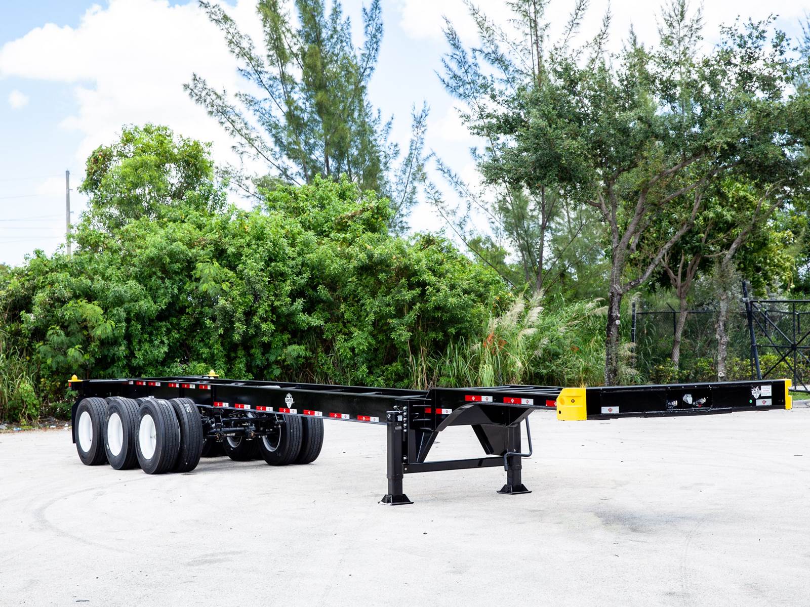 2024 Jansteel 40FT TRIAXLE CHASSIS Container Chassis For Sale Miami