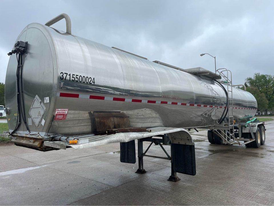 1984 BarBel INSULATED TANKER Water Tank Trailer For Sale Saint Edward