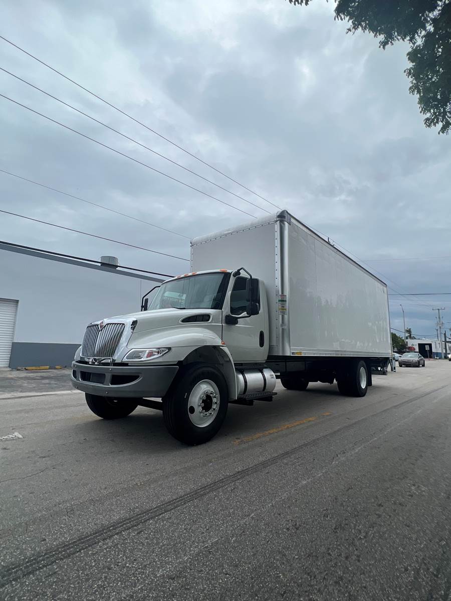 2020-international-mv607-box-truck-dry-box-van-delivery-moving