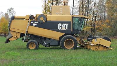1999 Caterpillar LEXION 460 Combine