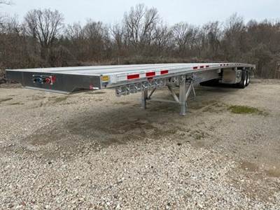 Wabash 53x102 Aluminum Flatbed Trailer - Air Ride, Sliding Spread Axle