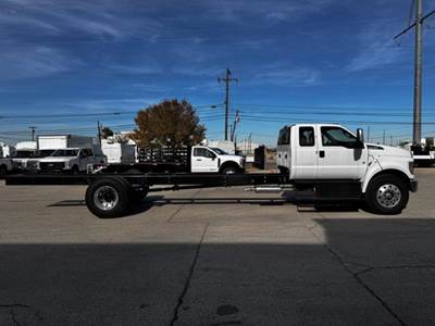 2024 Ford F-750 Cab & Chassis Truck Super Cab Perfect for 24' Body