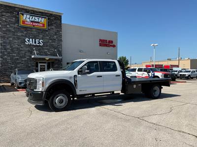 2024 Ford F-550 XL Crew Cab Flatbed Truck - Cm 11 FT Gooseneck Flatbed