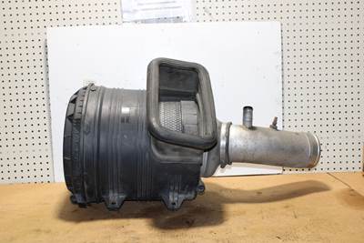 2015 International ProStar Air Cleaner / Air Filter Housing