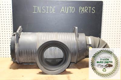 2019 Volvo / Mack MP8 / D13 Air Cleaner / Air Filter Housing