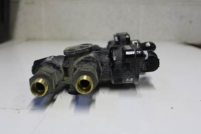 Bendix 109790 Air Valve For Sale - Mineral, VA | Inside Auto