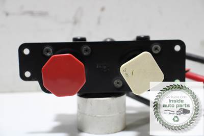 Bendix 5018303 Air Valve