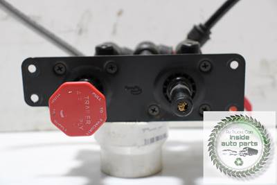 Bendix 5018303 Dash Air Valve