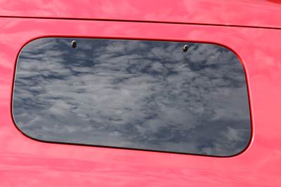2018 Volvo VNL Back Glass