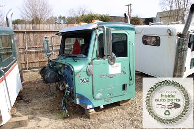 1985 Peterbilt 352 Cab Assembly