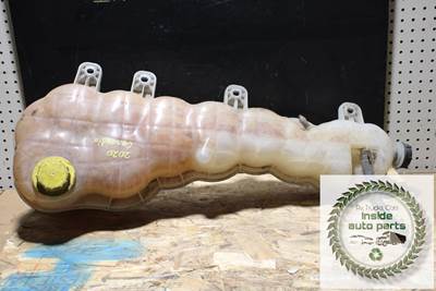 2020 Freightliner Cascadia Coolant Reservoir