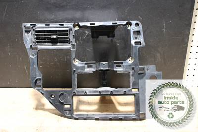 2020 Peterbilt 579 Dash Panel