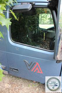 2016 Volvo VN/VNL Passenger Side Door