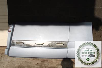 2018 Volvo VNL Tank Fairing LH/ Driver Side