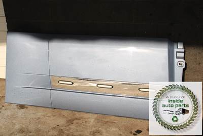 2018 Volvo VNL Chassis Fairing