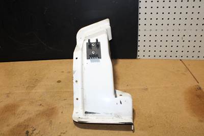 2010 Kenworth T660 Fender Extension