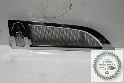 2018 Kenworth T680 Hood Vent Grille (RH)