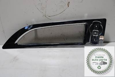 2018 Kenworth T680 Hood Vent Grille (LH)