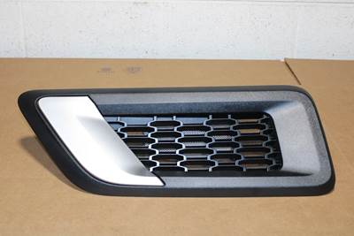 Volvo VHD Grille
