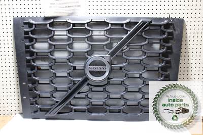 2024 Volvo VHD Radiator Grille