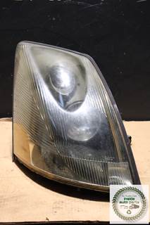2014 Volvo VNL Headlight Assembly RH/ Passenger Side