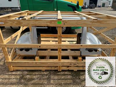 2018 Volvo VHD Axle Forward Hood