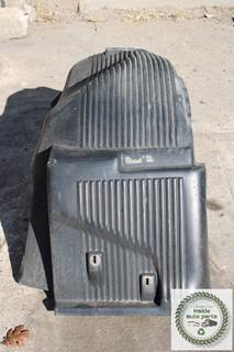 2014 Volvo VNL Inner Fender