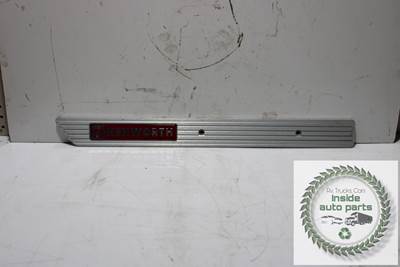 2025 Kenworth T680 Threshold Trim Plate